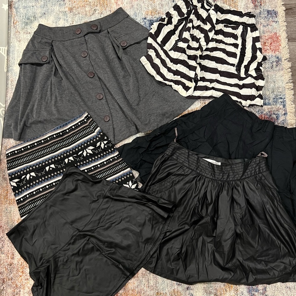 Women’s lot of skirts (bundle)